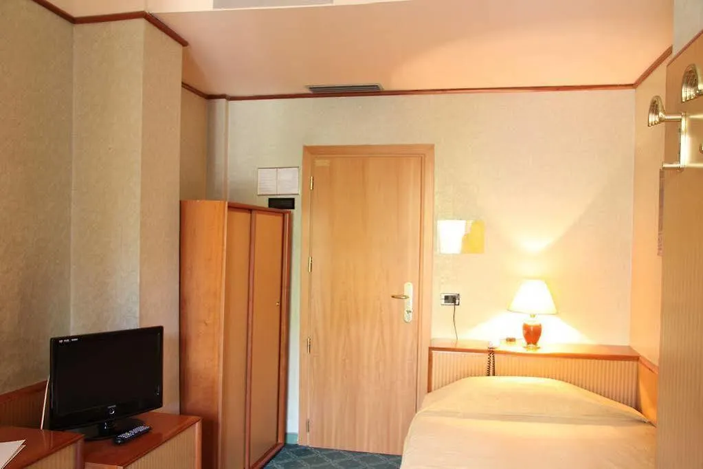 Hotel Marittima Rimini 3*,